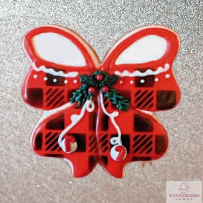 Plaid Christmas bow cookie