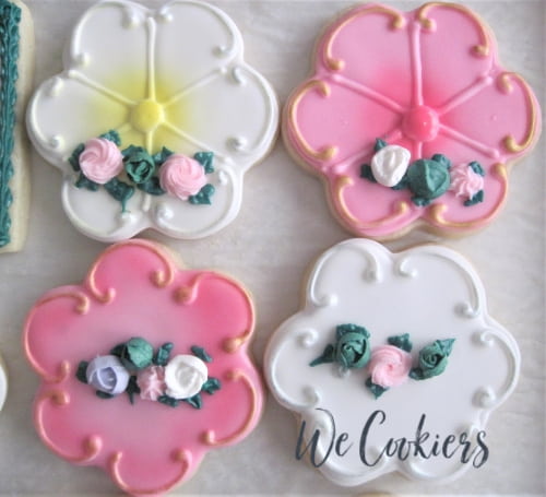 Photo of base coat with border and roses in the middle Dried base coat with border and roses in the middle of the flowers