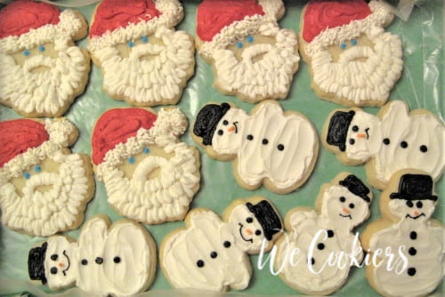 Photo showing cookies frosted with buttercream instead of royal icing Cookies frosted with buttercream instead of royal icing
