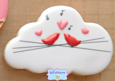 Easy Valentines day sugar cookie, love birds on high-line wires Love birds on highline wires, decorated sugar cookie idea