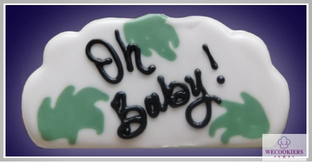 Wet-on-wet technique is always easy and fast. Make sure to have the same consistency for each color to prevent color bleed. See more tips: Oh, baby plaque with palm leaves. I used the wet-on-wet technique.