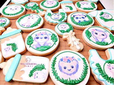 You can do amazing decorating with easy-to-use edible images. They are so versatile and you can personalize sugar cookies as the customer chooses. See ideas, techniques, popular cutters & RI transfer sheets on 'Baby Girl Sugar Cookies' here: